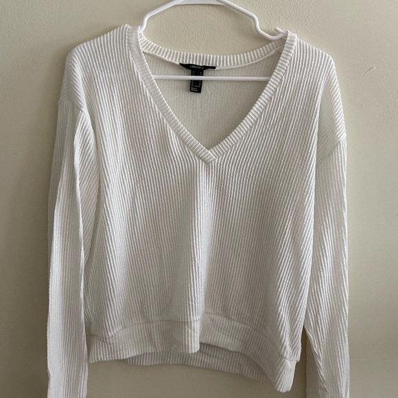 Cropped white sweater - Picture 1 of 3